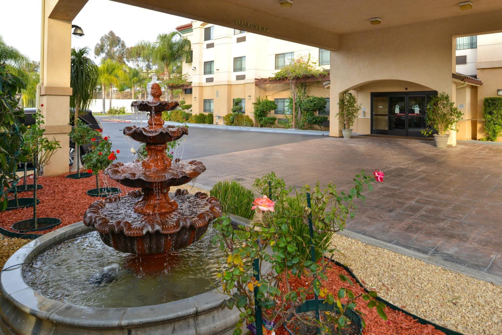 Citrus Suites Redlands Loma Linda Hotel Exteriér fotografie